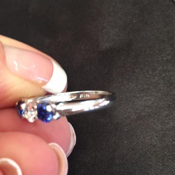 Sapphire ring - Picture 3 of 4
